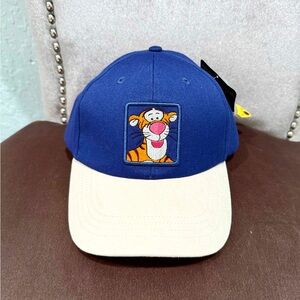 NEW Disney Winnie the Pooh Tigger Hat - Adult